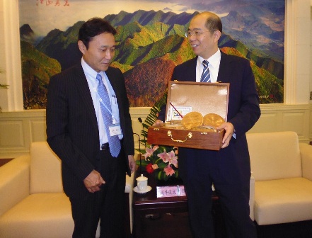 日韩精品无码一区二区