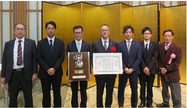 日韩精品无码一区二区