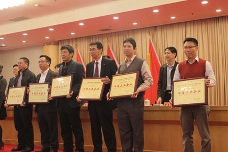 日韩精品无码一区二区