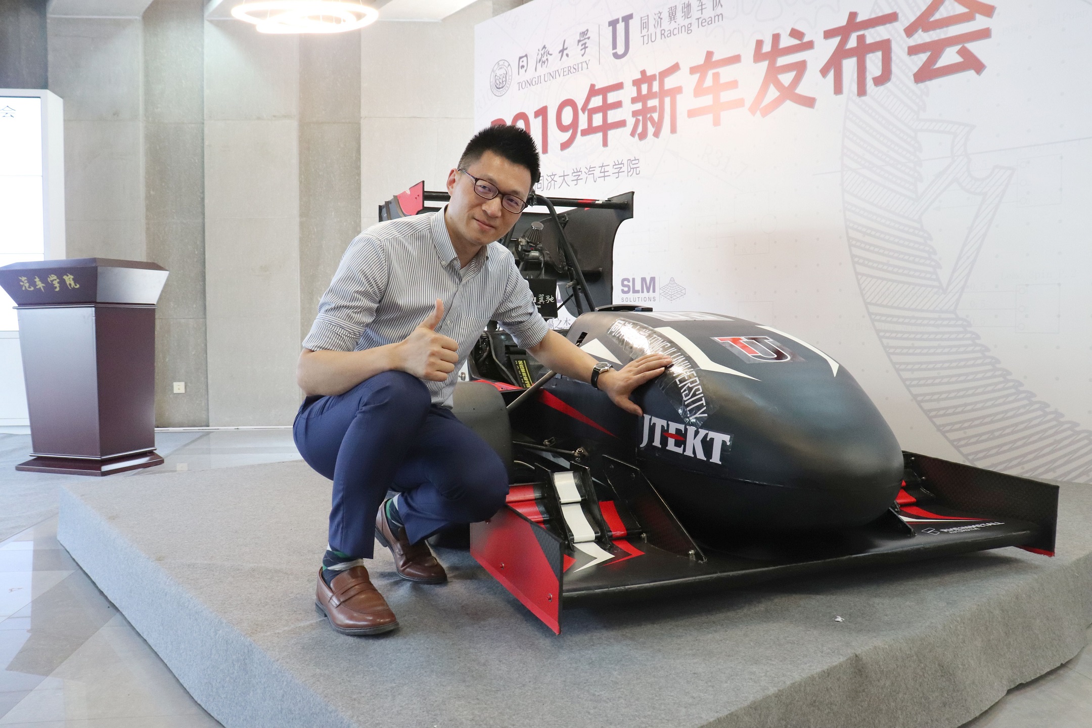 日韩精品无码一区二区