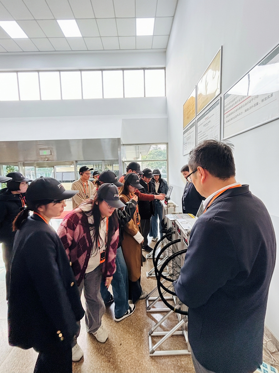 日韩精品无码一区二区